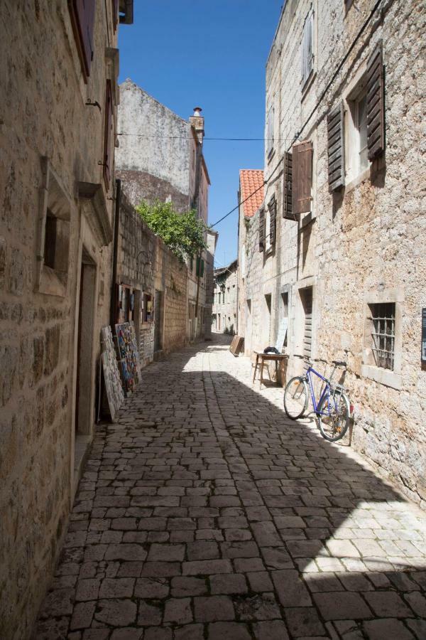 Vila House Lotties Stari Grad  Exteriér fotografie