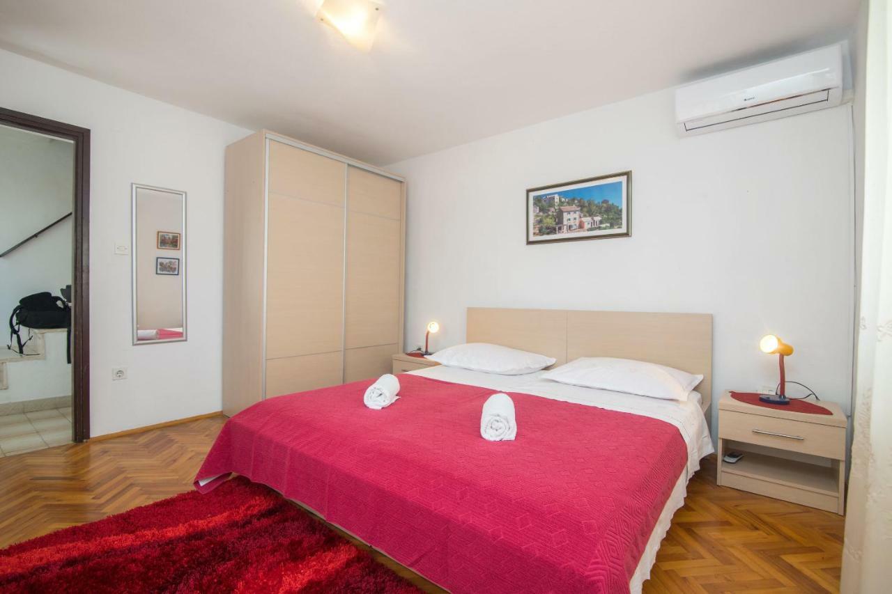 Vila House Lotties Stari Grad  Exteriér fotografie